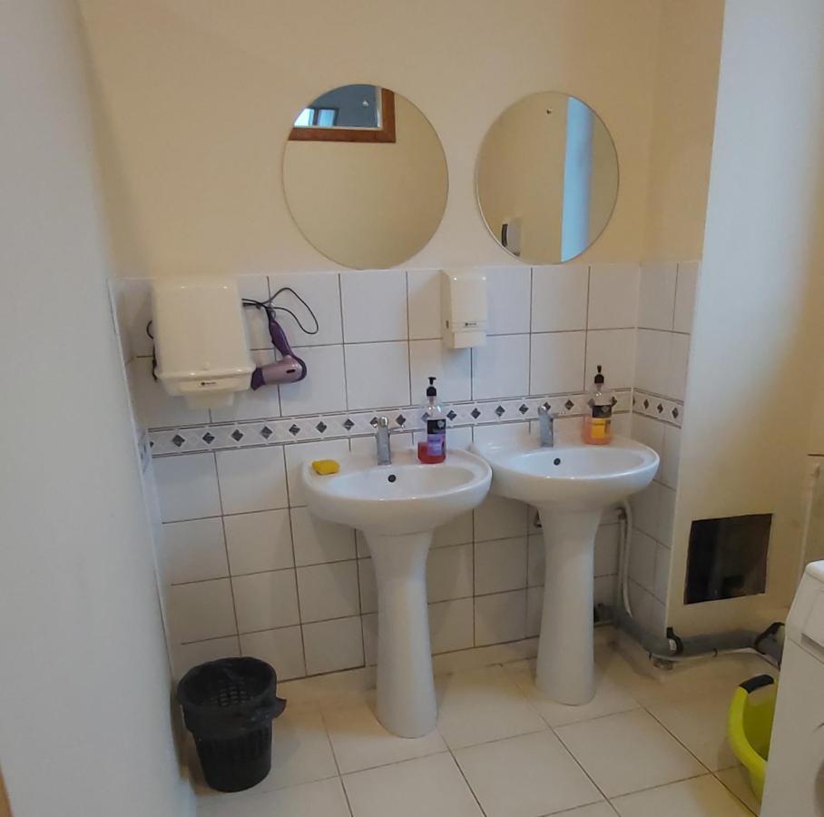 Tiesiog Hostelis Salcininkai Eksteriør bilde